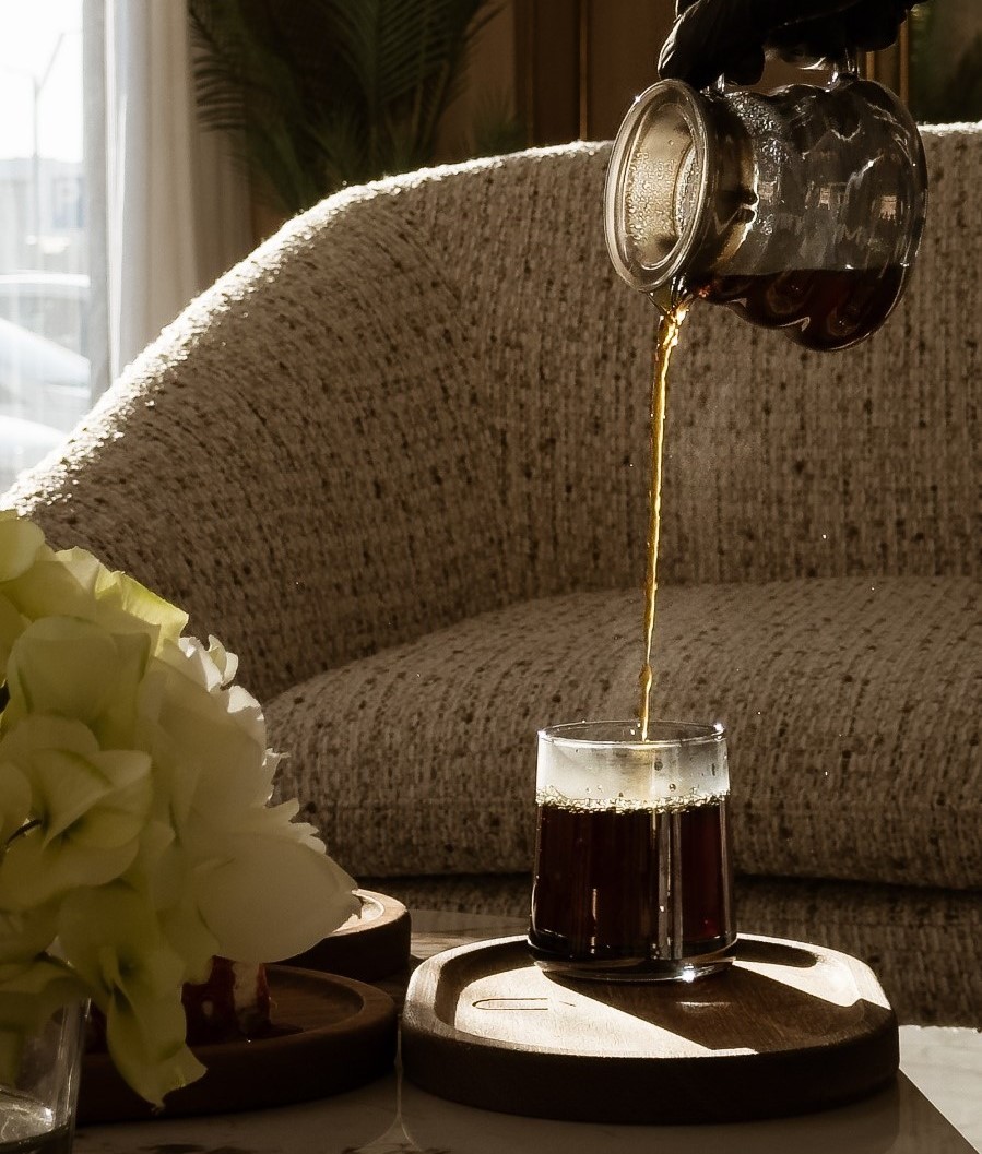 تقديم حلويات ومخبوزات لوتشيا